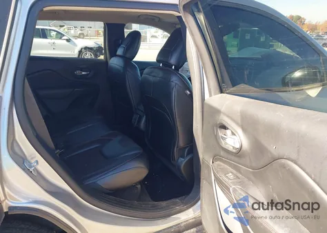 2015 Jeep Cherokee Trailhawk from USA, damaged, VIN 1C4PJMBS0FW527916